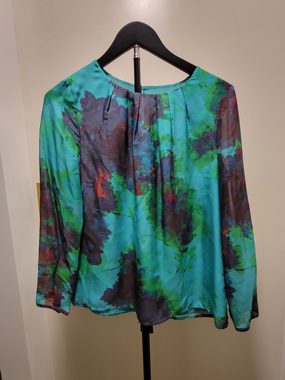 100% Silk J. Crew Turquoise Floral Watercolor Long-Sleeve Blouse